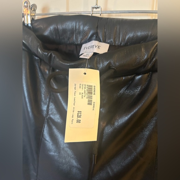 Evereve Jordan Faux Leather Wide Leg Pant – Black, Size XS (NWT) - Picture 7 of 12